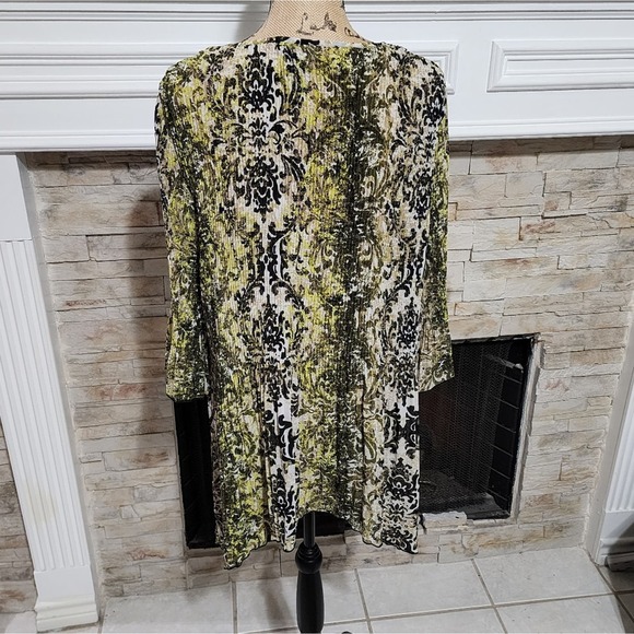Catherines Green black and white pleated jeweled tunic plus size 18 20 1X - Picture 2 of 7
